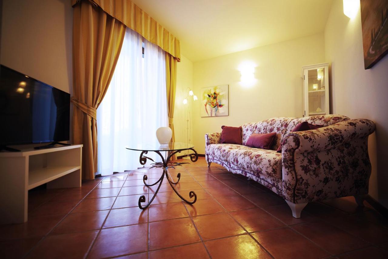 Hotel Ristorante Al Brunello Di Montalcino Ngoại thất bức ảnh